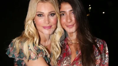 Γεμάτο χρώματα και έργα τέχνης - Φωτογραφίες από το μοντέρνο σπίτι της κόρης της Νατάσας Θεοδωρίδου