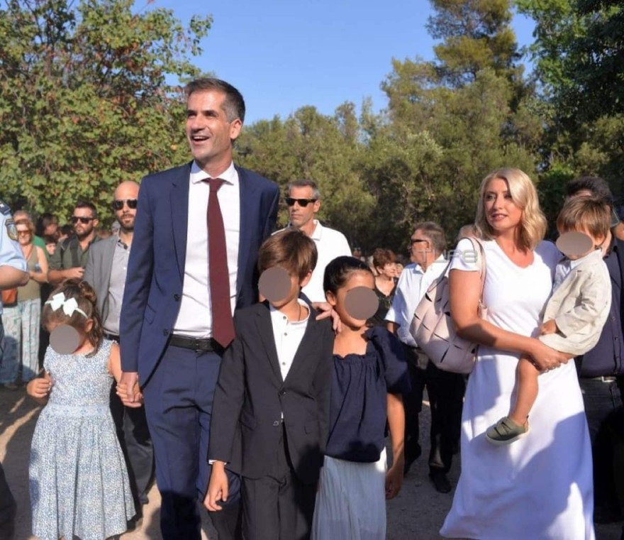 Σία Κοσιώνη Κώστας Μπακογιάννης παιδιά