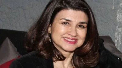 «Όταν επέστρεψα από το Κονγκό...» - Η Άννα Κουρή μοιράζεται αναμνήσεις από τα παιδικά της χρόνια