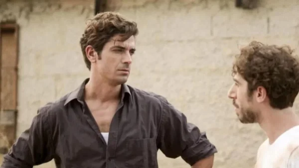 Άγριες Μέλισσες: Ο Λάμπρος παίζει το τελευταίο του χαρτί