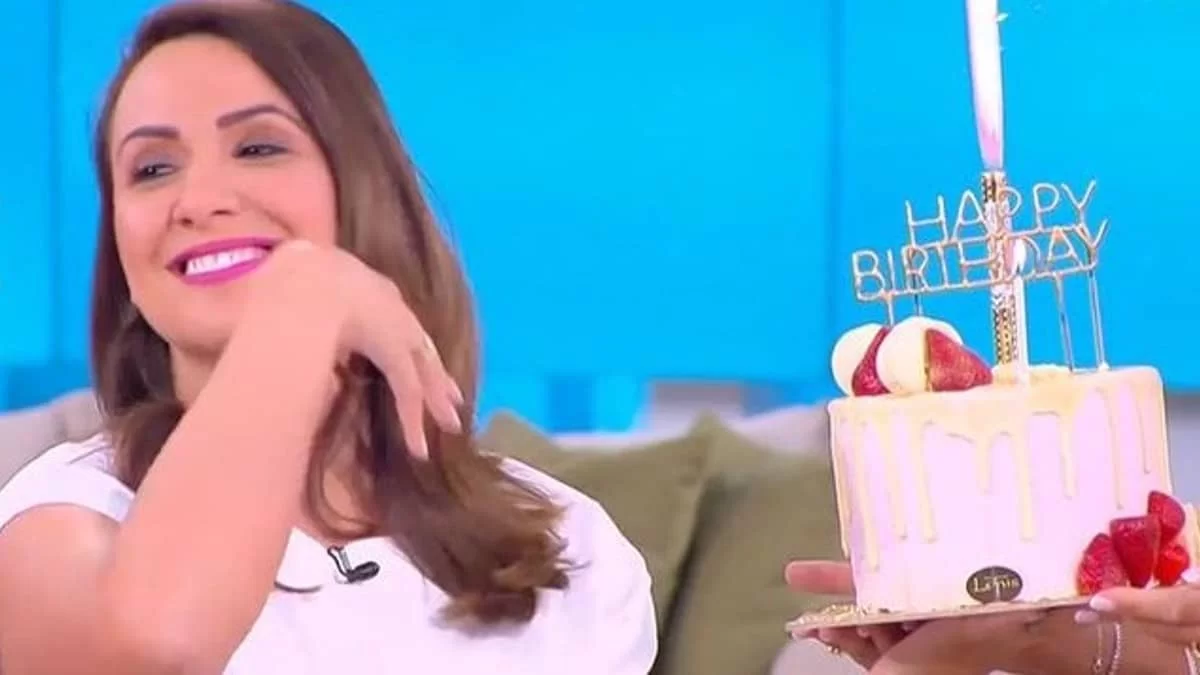 Love it: Έκπληξη για τα γενέθλια της Μάρτζυ Λαζάρου - Το βίντεο που την έκανε να δακρύσει