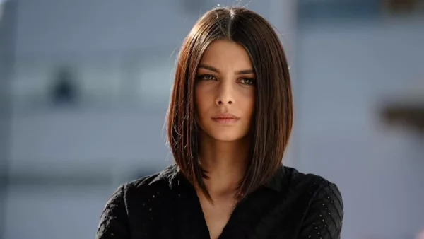 Φουσκώνει η κοιλίτσα της και εκείνη το απολαμβάνει - Η ανάρτηση όλο νόημα της Άννας Μπεζάν