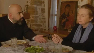 Σε ξένα χέρια: Η Σούλα προσπαθεί να πει στον Φεγκούδη για την εγκυμοσύνη