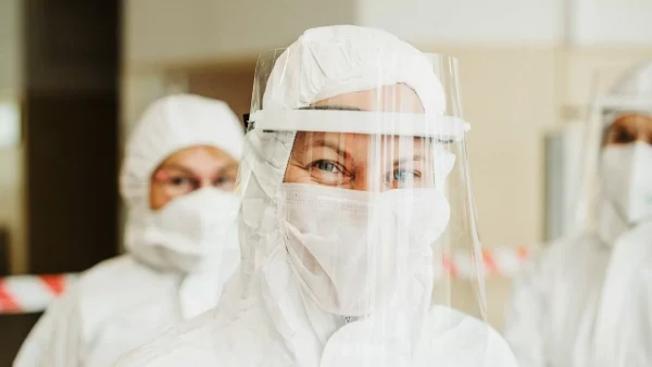 Κορωνοϊός: Αλλαγές με τη χρήση της μάσκας - Πού θα είναι υποχρεωτική