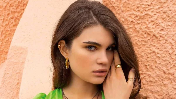 A day in May: Τα καλύτερα online ρούχα, παπούτσια και αξεσουάρ της σεζόν