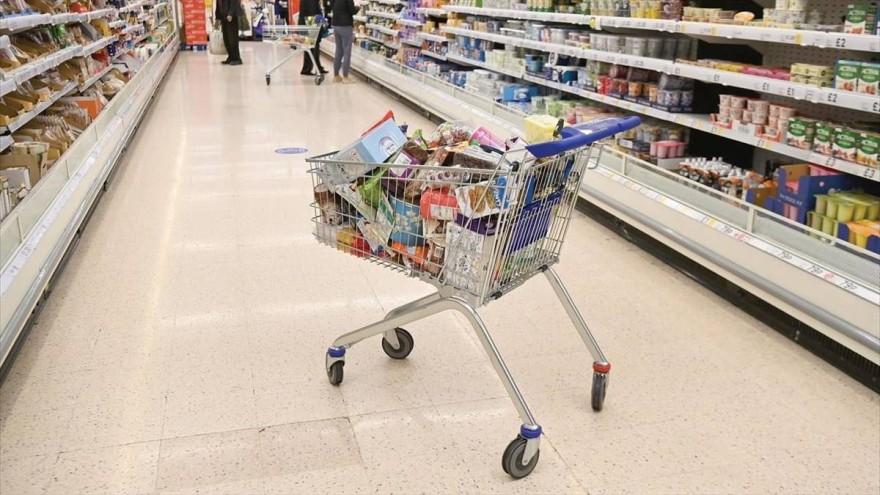 Πώς θα λειτουργήσουν τα σούπερ μάρκετ σε Επιτάφιο και Ανάσταση