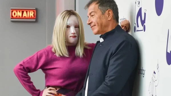 «Να δουν όλοι το πρόσωπο της, να...» - "Γροθιά" στο στομάχι η ανάρτηση του Θεοδωράκη για την Παλιοσπύρου