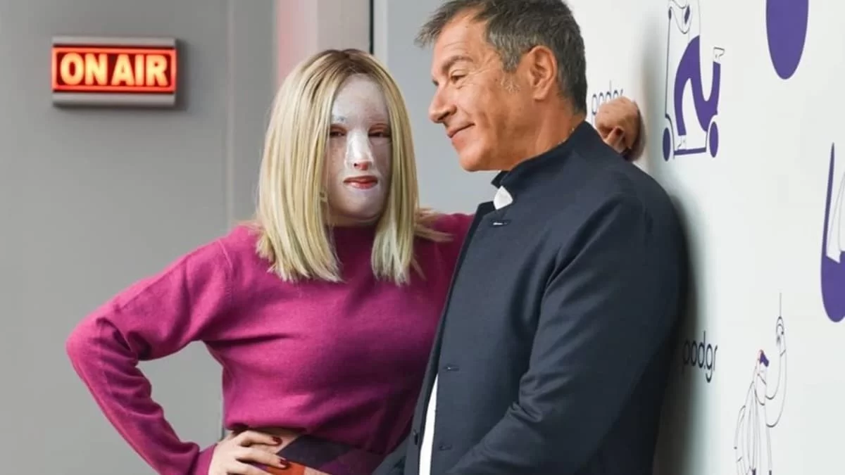 «Να δουν όλοι το πρόσωπο της, να...» - "Γροθιά" στο στομάχι η ανάρτηση του Θεοδωράκη για την Παλιοσπύρου