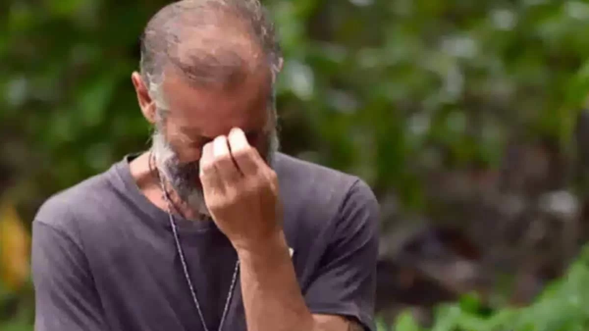 Survivor 5: Σπάραξε στο κλάμα ο Τάκης Καραγκούνιας για τον θάνατο του πατέρα του - «Συγχώρεσέ με»