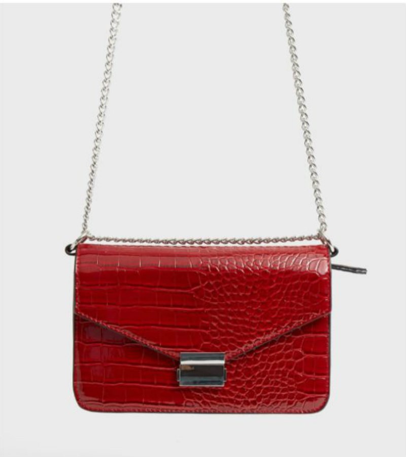 Τσάντα από τα Bershka