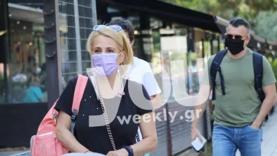 Τζένη Μπότση: Τρυφερές στιγμές με την κόρη της - Είναι μία μικρή νοικοκυρα!