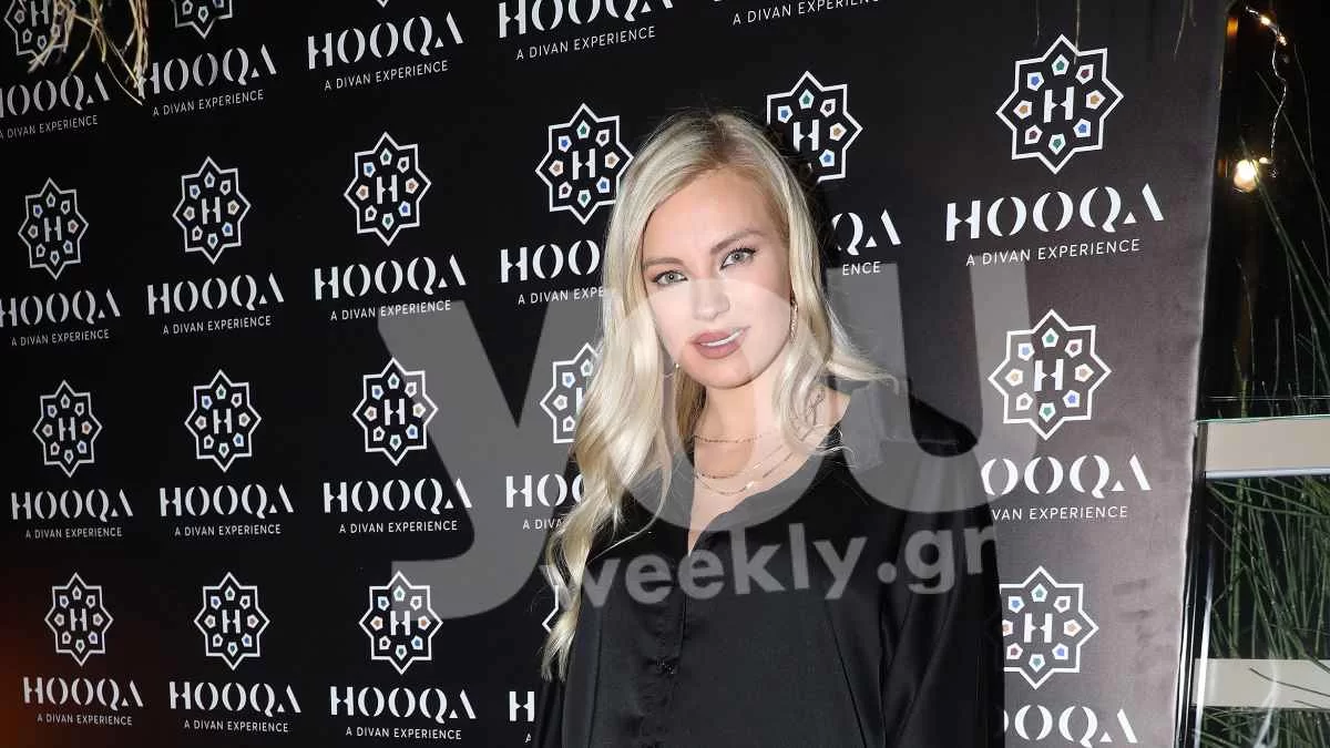 Έτσι είναι το σώμα της Τζούλιας Νόβα λίγο καιρό μετά από την εγκυμοσύνη της