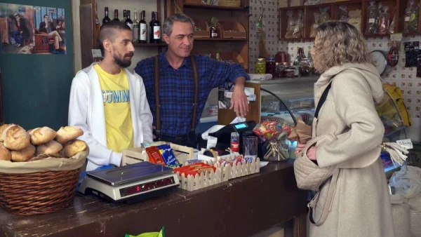 Χαιρέτα μου τον πλάτανο: Ο Παππάς και η Μάρμω θα φέρουν τα πάνω κάτω με την αποκάλυψη τους