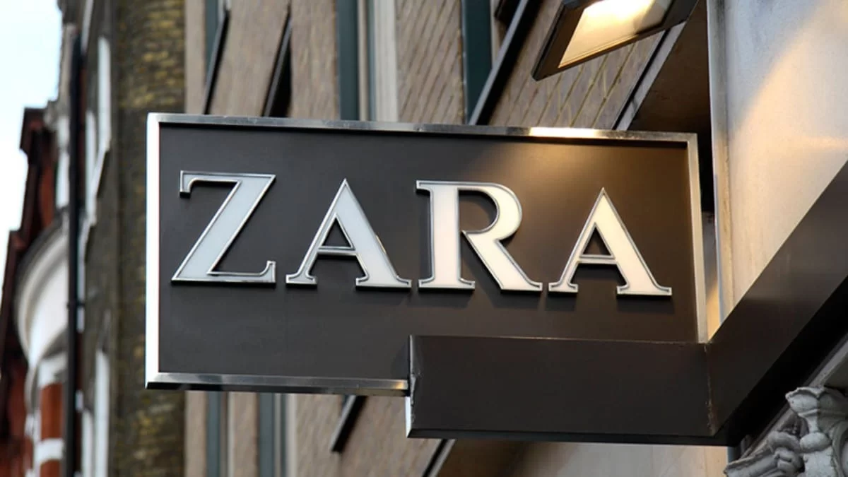 Κοντό, ροζ και παιχνιδιάρικο - Το Zara φόρεμα που θα φοράς όλο το καλοκαίρι 2022