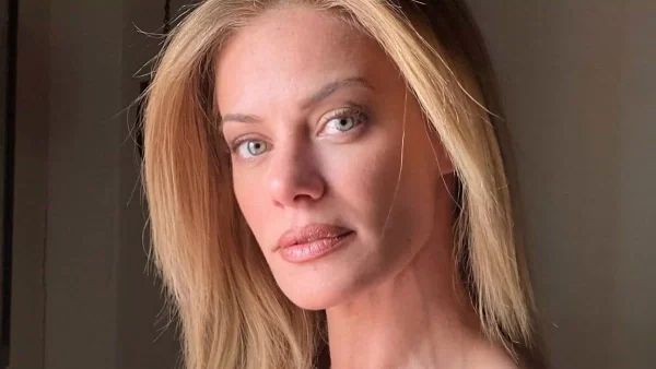 Δεν έχει καταγωγή από την Αθήνα - Εκεί γεννήθηκε η Ζέτα Μακρυπούλια