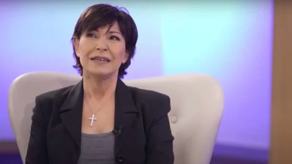 «Μίλησαν για "κούρεμα", αλλά...» - "Καταπέλτης" η Κωνσταντίνα για την οικονομική πλεκτάνη που βίωσε