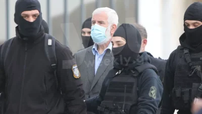 Νέα αποκάλυψη για τον Πέτρο Φιλιππίδη - «Μου πέταξε ένα τασάκι στον αστράγαλο, με το ζόρι είπα τα λόγια μου»