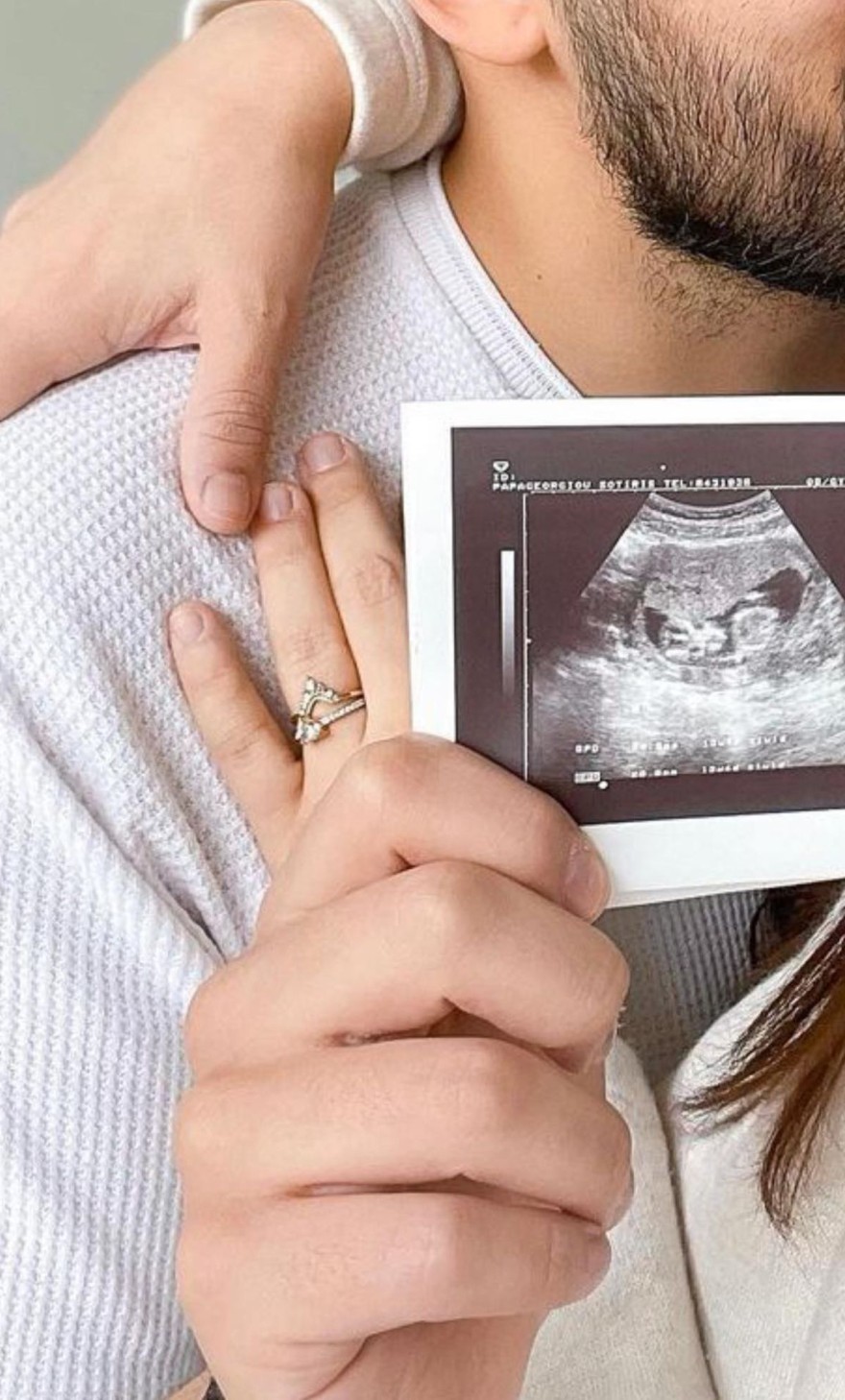 Νάργες Σαντικάι γάμος