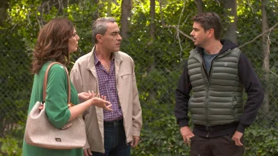 Χαιρέτα μου τον Πλάτανο: Στα άκρα η κόντρα της Καλλιόπης και του Χαραλάμπη