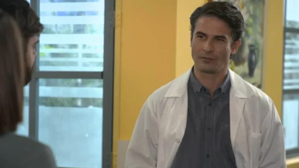 Τρία Μίλια: Η Κάτια υποψιάζεται πως ο Γεράσιμος την απατάει