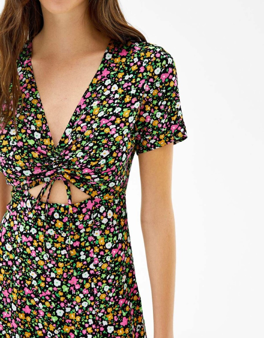 Φόρεμα από τα Bershka