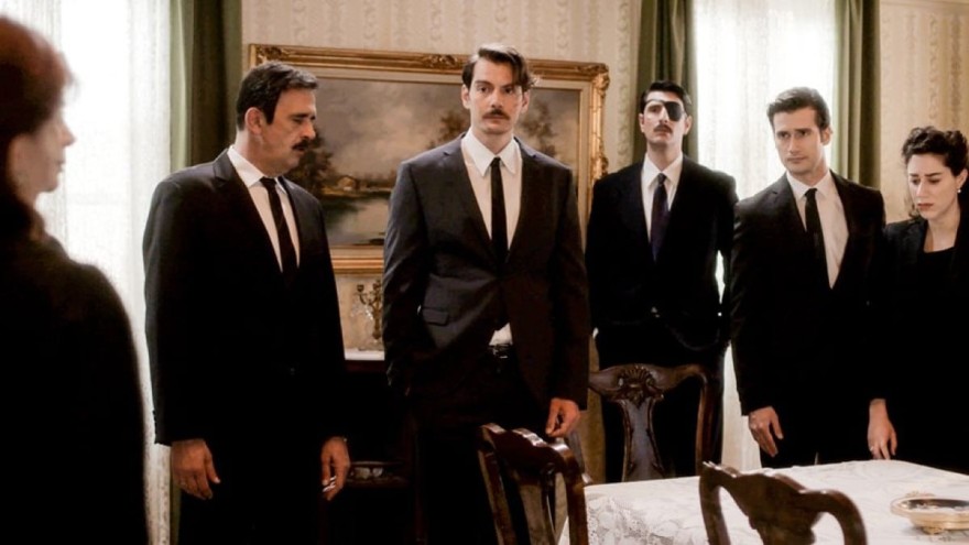 Άγριες Μέλισσες θάνατο Δούκα