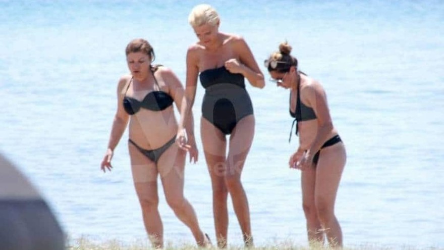 Αρετουσάριστες φωτογραφίες της Αργυρώς Μπαρμπαρίγου