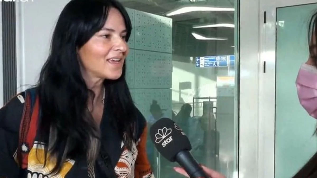 Αναχώρησαν για το Asia Express Ζενεβιέβ και Πολυχρονίδης - Τα πλάνα από το Ελ. Βενιζέλος