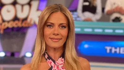 Εντυπωσιακό και ρομαντικό - Το φόρεμα αξίας 730 ευρώ που φόρεσε η Ζέτα Μακρυπούλια στο Ρουκ Ζουκ