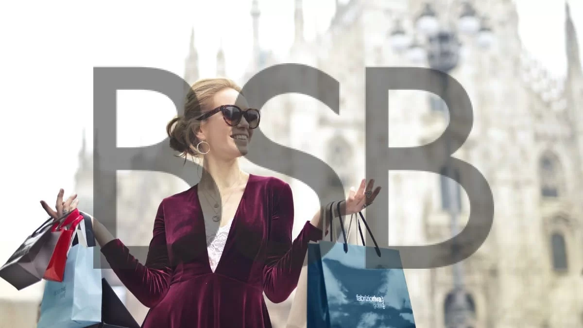 Έχει γίνει ανάρπαστη η ολόσωμη φόρμα με αλυσίδα από τα BSB - Βγαίνει σε τρία χρώματα