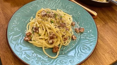 Καλύτερα κι από ιταλική - Πεντανόστιμη αυθεντική καρμπονάρα από την Αργυρώ Μπαρμπαρίγου