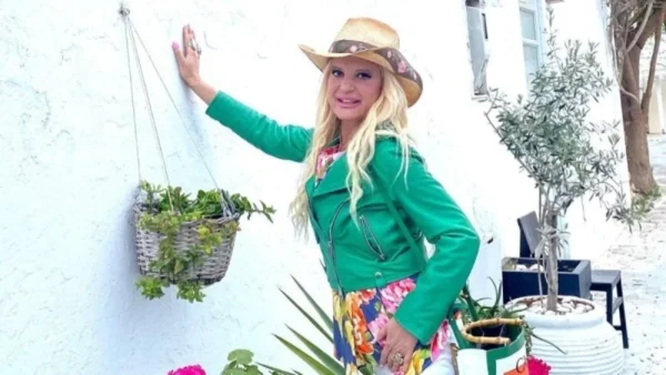 Χαμός με την "καυτή" φωτογραφία της Μαρίνας Πατούλη - Κυκλοφορεί στο Instagram