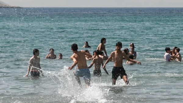 Ανεβαίνει κι άλλο η θερμοκρασία - Άκρως καλοκαιρινός ο καιρός της επόμενης εβδομάδας