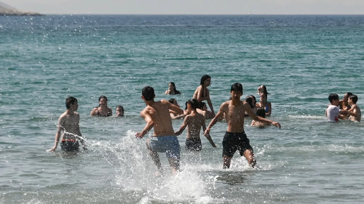 Ανεβαίνει κι άλλο η θερμοκρασία - Άκρως καλοκαιρινός ο καιρός της επόμενης εβδομάδας