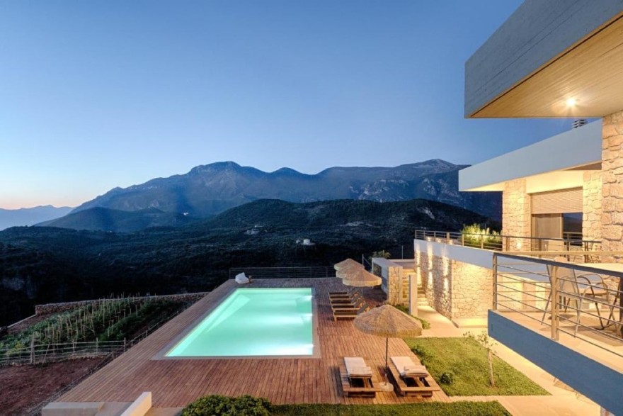 Σταυροπούλου Χατζηπαναγιώτη Euphoria Μάνη