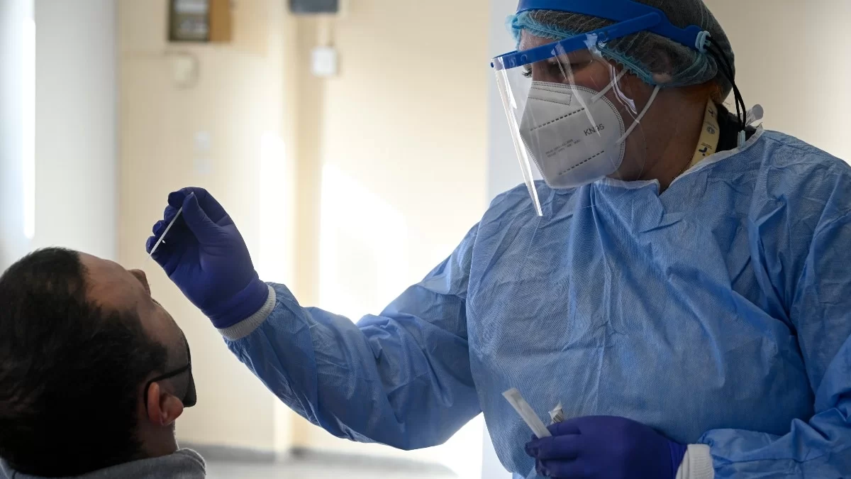 Κορωνοϊός: Ανησυχία με τα σημερινά 31/5 κρούσματα στη χώρα μας