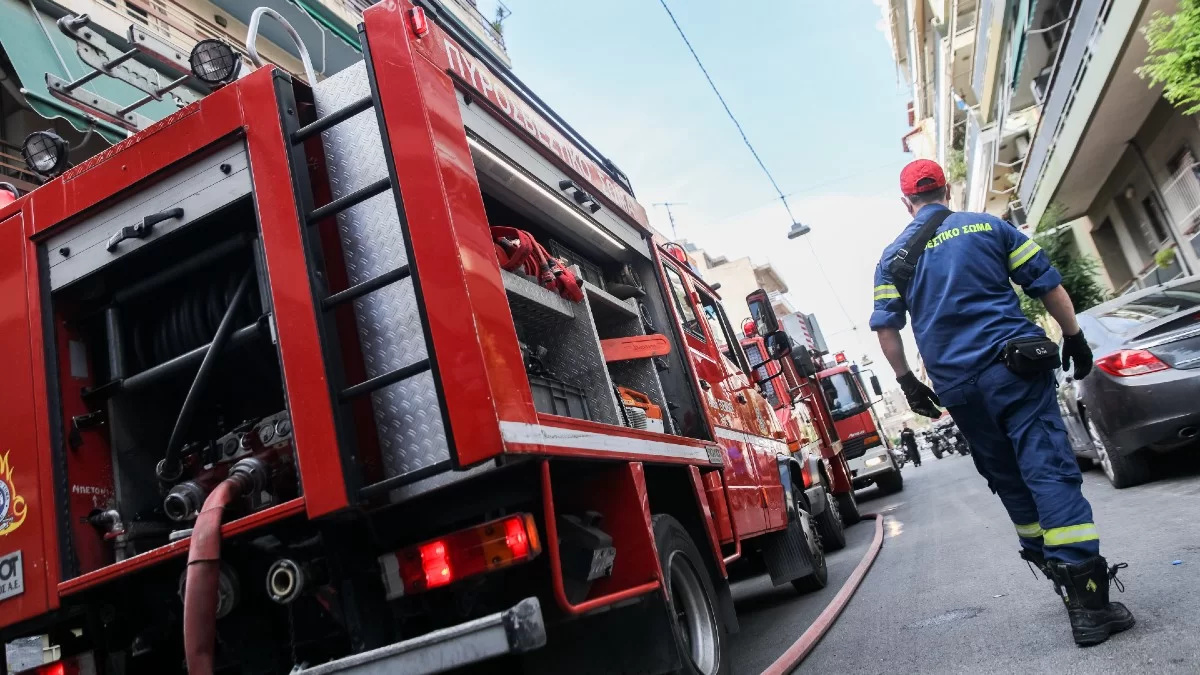 Φωτιά σε εγκαταλελειμμένο κτήριο στον Κεραμεικό