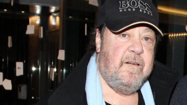 Η γυναίκα που τον έκανε να ξεπεράσει Αλιμπέρτη και Παλαιολόγου - Η τελευταία σύντροφος του Γιάννη Πάριου