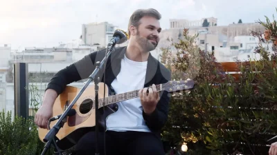 Για μπανάκι μαζί, της φιλούσε τα χέρια - Ζευγάρι με παίκτρια του GNTM ο Γιώργος Σαμπάνης