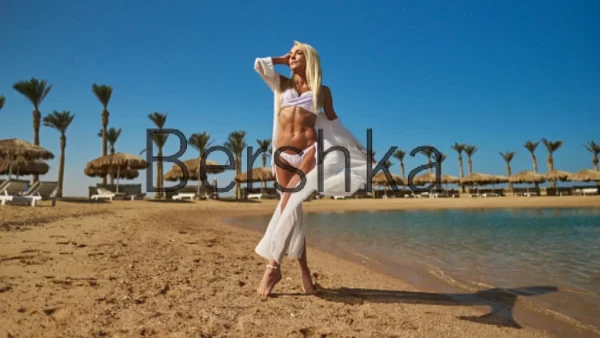 Ιδανικό για νησί αυτό το φλοράλ κιμονό από τα H&M - Το θέλουν όλες