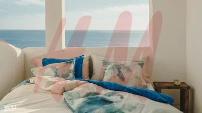 Το φοράς από παραλία μέχρι και για ποτό - Ξεπουλάει στο λεπτό αυτό το γαλάζιο σεμιζιέ από τα H&M