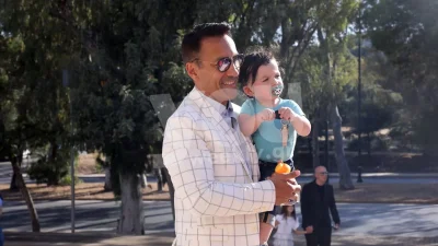 Σε πελάγη ευτυχίας ο Πέτρος Ίμβριος - Υπέρλαμπρός στη βάφτιση του γιου του