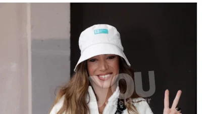 Εκείνος δεν το γνώριζε - Το βίντεο με το ξαφνικό τρολάρισμα της Ήβης Αδαμου στον Κουινέλη