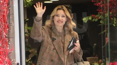 "Έκλεψε" τις εντυπώσεις η Βίκυ Καγιά στο 75ο Φεστιβάλ Καννών - Η ανάρτηση στα social