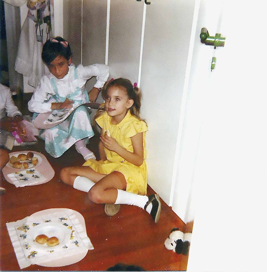 Βίκυ Καγιά παιδί