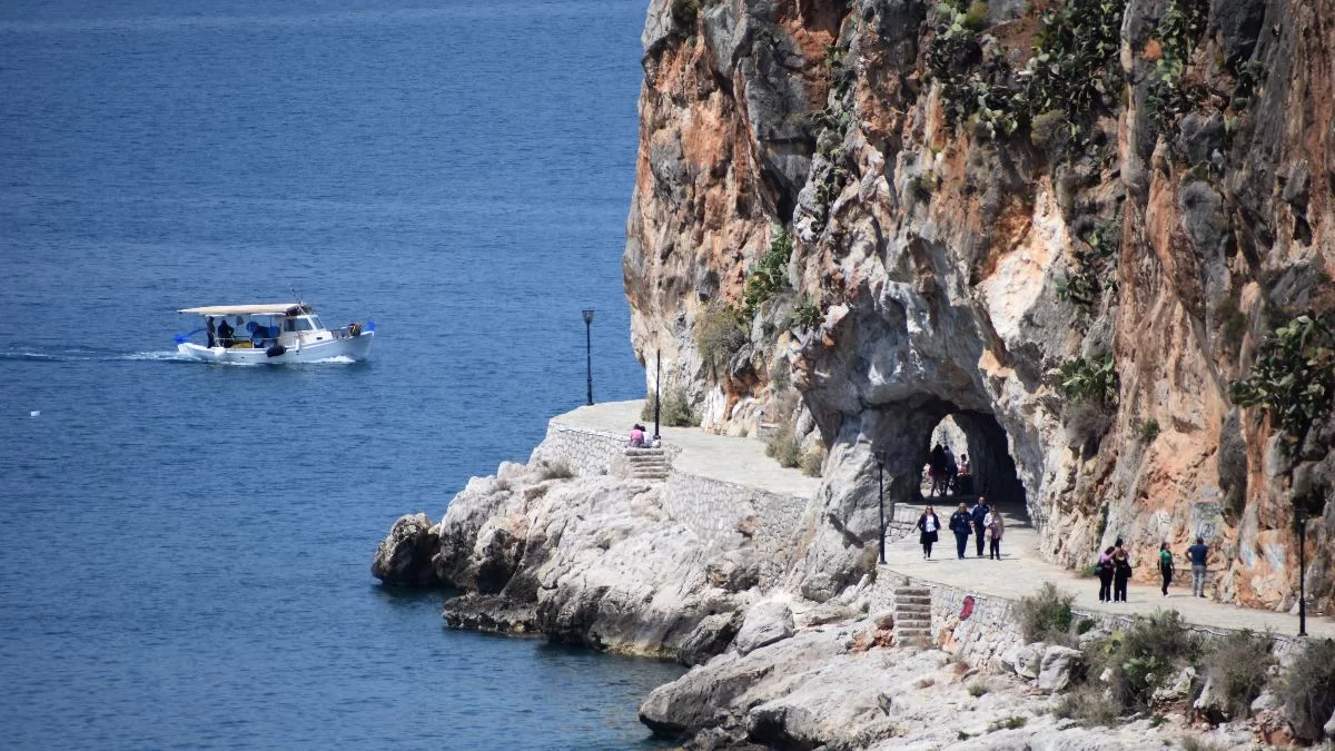 Ζεστός ο καιρός σήμερα 6/5 - Που θα σημειωθούν βροχές