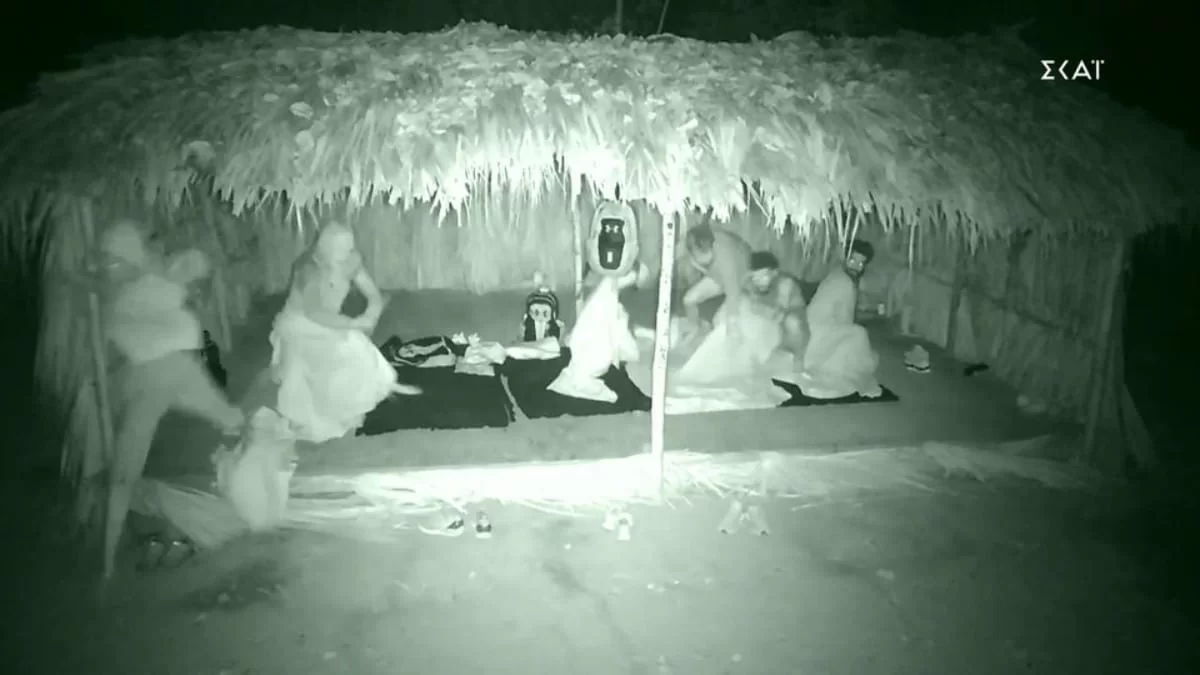 Survivor 5: Ο απροσκάλεστος επισκέπτης προκάλεσε πανικό στην καλύβα των Κόκκινων - Σε έξαλλη κατάσταση η Μαίη