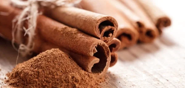 Θα μοσχοβολάει ολόκληρο το σπίτι - Κόψτε ένα πορτοκάλι στη μέση, προσθέστε κανέλα και...