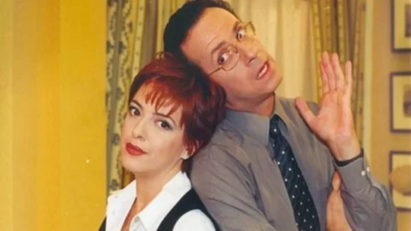 Κωνσταντίνου και Ελένης: Αδιανόητο! - Στην φόρα η φωτογραφία που "καίει" την πολυσυζητημένη σειρά του ΑΝΤ1