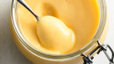 Έτοιμο μέσα σε λίγα λεπτά - Η απόλυτη κρέμα καραμελέ με άρωμα λεμόνι της Αργυρώς Μπαρμπαρίγου